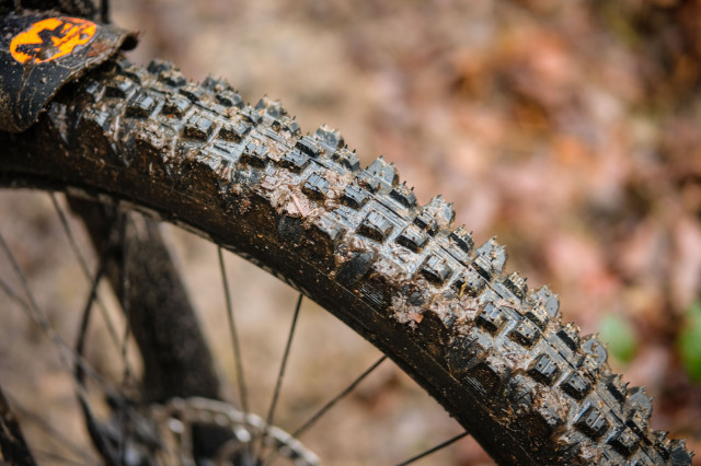 Nukeproof Giga 275 Carbon Comp review - Cycling News | off-road.cc